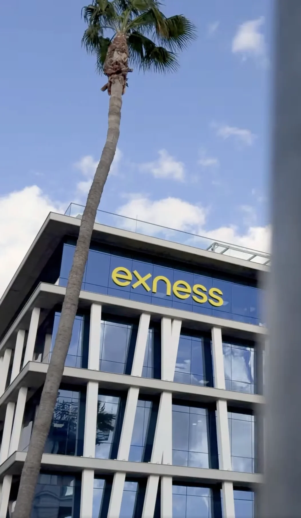 Empresa Exness